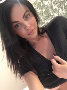 Tamara : Conversation Coquine au Tél Rose